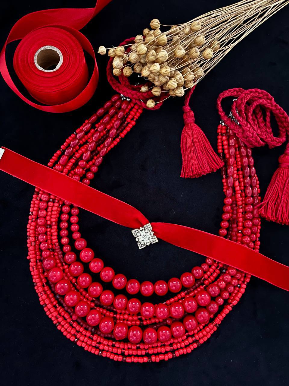 намиста у льівові